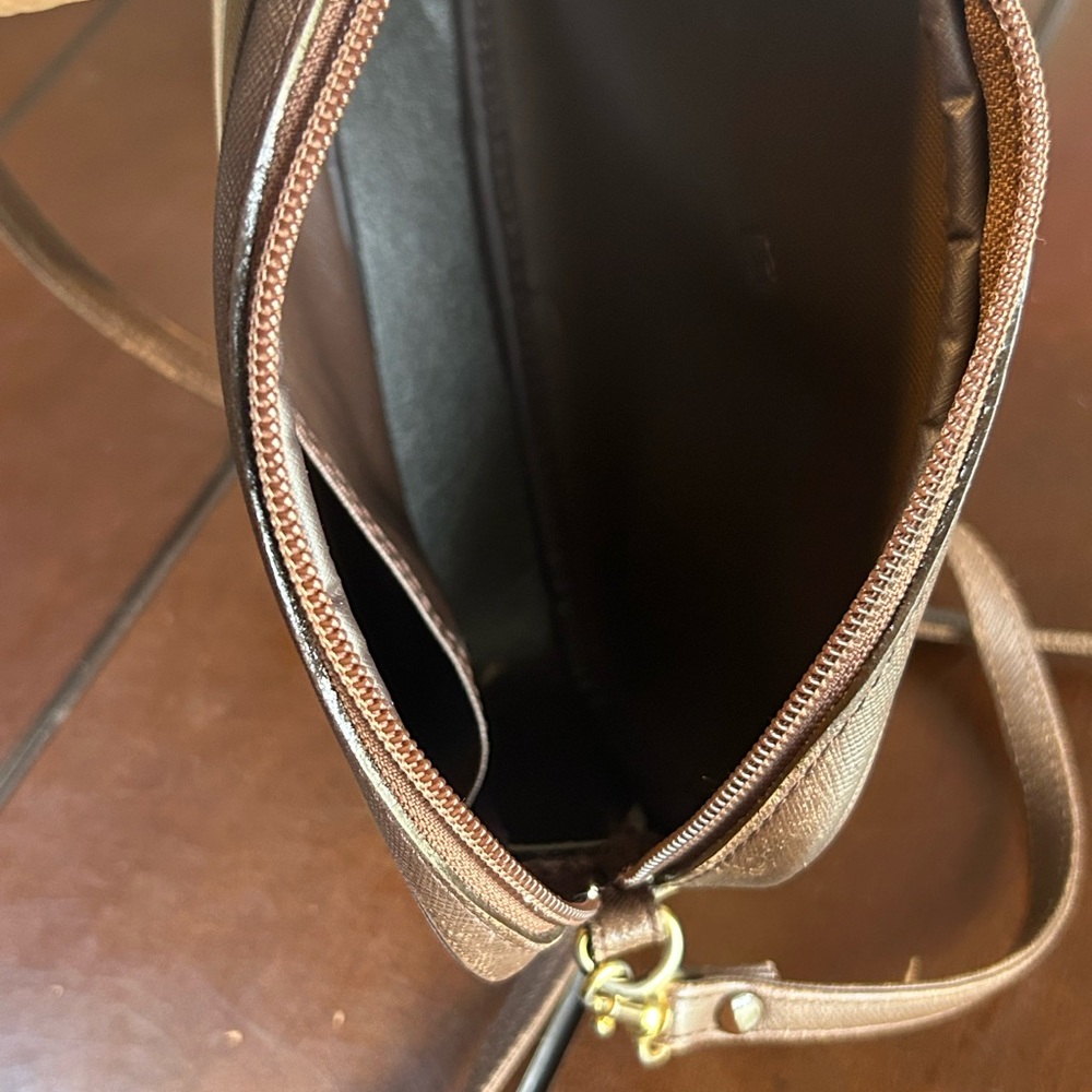 Burberrys Tan Plaid Crossbody - Picture 17 of 17